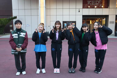 <strong>アンジュルム</strong>、冠番組が新シーズンを迎えパワーアップ!代打MCの<strong>堂島孝平</strong>と縄跳び対決!?