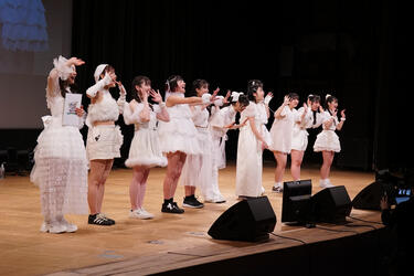 <strong>つばきファクトリー</strong>の公開イベント、まさかの<strong>八木栞</strong>のみが出演!?