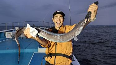 <strong>純烈・白川裕二郎</strong>、東京湾でアナゴに挑戦!新体制となった純烈の関係性を語る